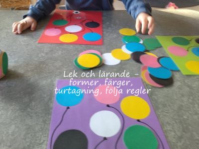 Lek och lärande - former, färger, turtagning, följa regler